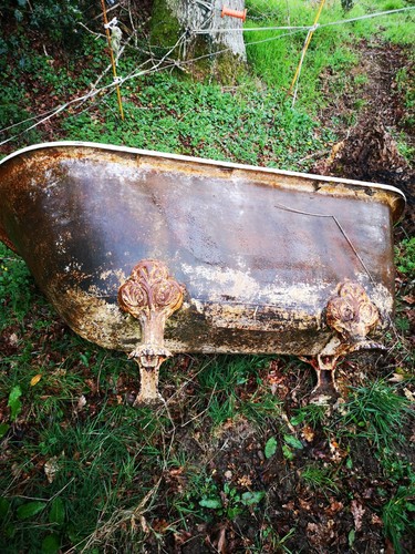 Baignoire ancienne fonte - ancienne, en